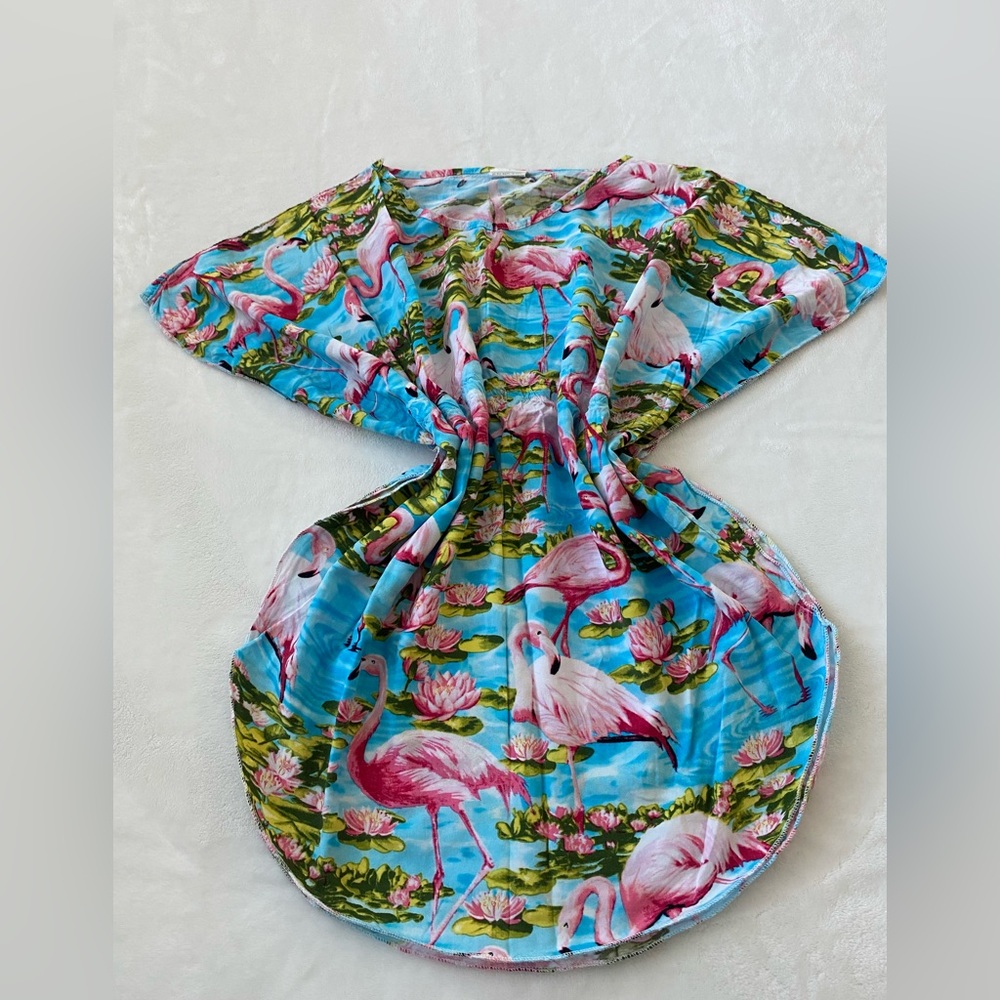 Flamingo 🦩 vacation top